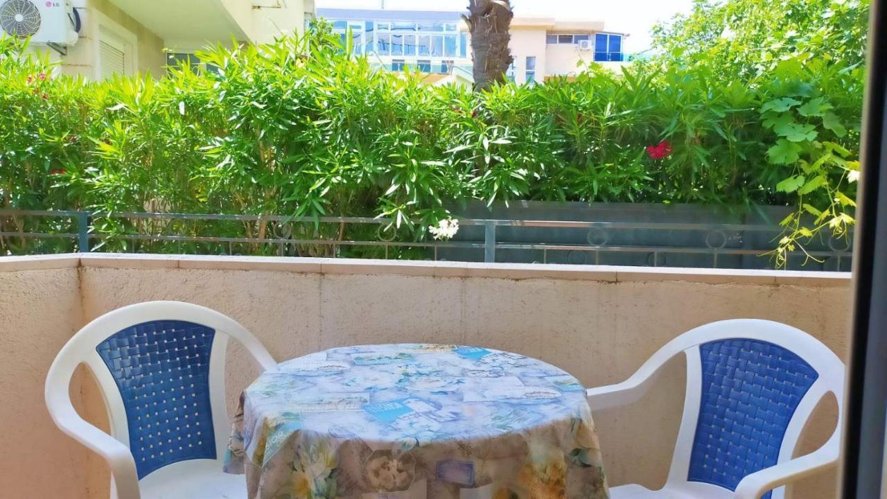 Guesthouse Tri Palme Bečići Exterior foto